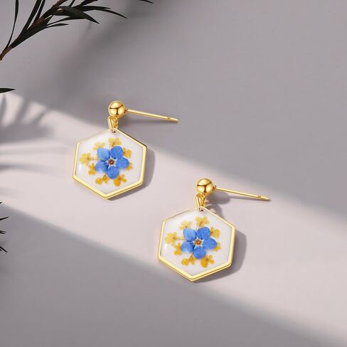 Pressed Flower Earrings | Handmade Earrings Stud | Pressed Baby's Breath Flower Earrings | Resin Dangle Earrings for Woman | Symbol of Love and Innocence | Gift for Woman | Diameter 16mm in Kuwait