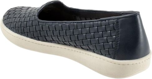 Trotters Women's Adelina Loafer in Kuwait