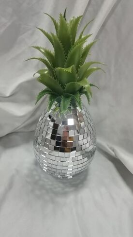 حمراء الفسيفساء المرآة الزجاجية الحمراء ، 2400pcs 5 × 5 مم من البلاط المرآة DIY ، قبعة رعاة البقر ، المزهرية ، الزجاجة ، الديكور الداخلي (أحمر ، 2400 ٪) in Kuwait