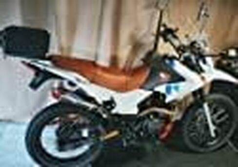 1 1/8 مقود سميك مع دعامات مقابض للقضيب. تناسب RAPTOR700 TBR7 YZ85 CR85 RM250 CRF250 YZ250 KX250 وما إلى ذلك. الدراجة الترابية ATV (أسود + أبيض) in Kuwait