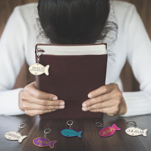 24 Pcs Religious Cross Keychain Crafts Color Your Own Wood Keychains DIY Christian Coloring Keychain Gifts Blank Unfinished Cross Keychains Kits for Religious Sunday School Classroom Activities in Kuwait