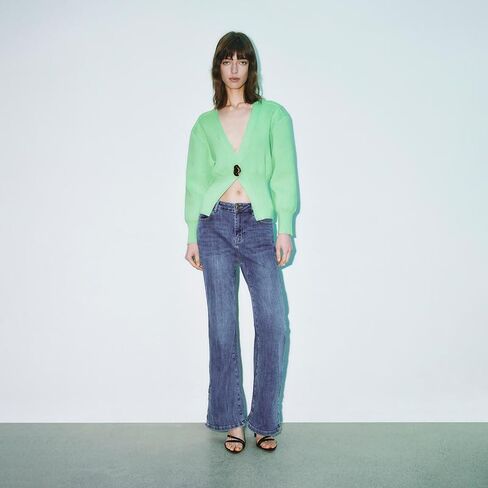 Women Knitted Cardigans Long Sleeve V-Neck Lightweight Sweater One Leaf Button Down Outwear in Kuwait