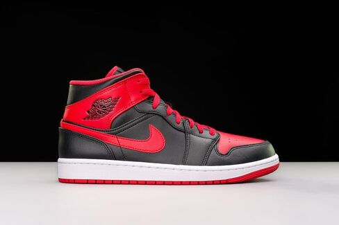Jordan Mens Air Jordan 1 Mid DQ8417 006 Christmas 2022 - Size 12 in Kuwait