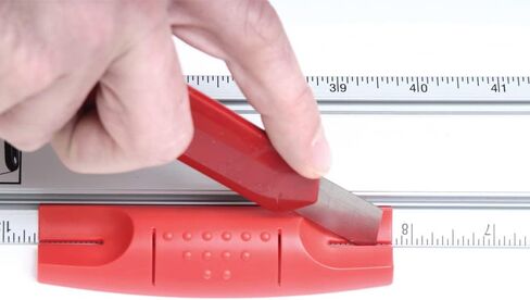 Kapro - 314 Set & Match Ruler - أداة التخطيط ووضع العلامات - قوارير منزلقة مع ⅛ تدرجات إنجليزية - تتضمن قارورتين منزلقتين وقفل، ومقياس مركزي صفر، وميزة مضادة للانزلاق - ألومنيوم - 48 بوصة in Kuwait