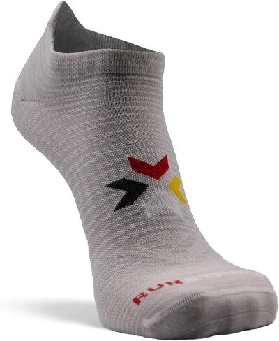 FOX RIVER CANYON Ultra Lightweight Ankle and INYANKA Mid-Weight QTR Crew Socks in Saudi Arabia