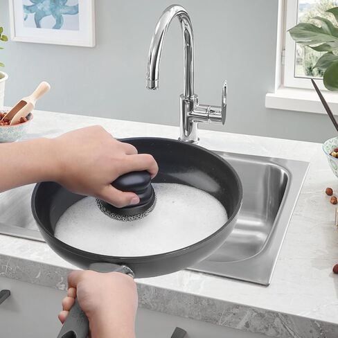 Onewly Cast Iron Scrubber and Scraper, Chain Mail Scrubber Cast Iron for Cleaning Dishes, Stock Pots, Pans, Griddles, Grills, Cast Iron Skillets, Dish Scouring Pads in Kuwait