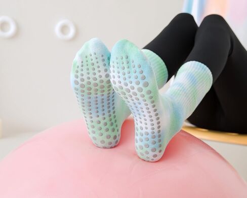 6 Pairs Pilates Socks with Grips Non-slip Ruffle Yoga Socks Grip Socks for Women in Saudi Arabia