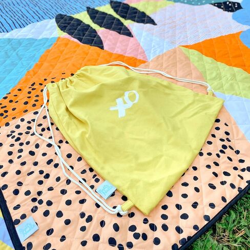 Picnic Rug - Waterproof & Sandproof Picnic Blanket for Beach, Camping & Outdoors - Machine Washable, Lightweight, Foldable & Portable - Flamingo-A-Go-Go Design (Jumbo) in Saudi Arabia