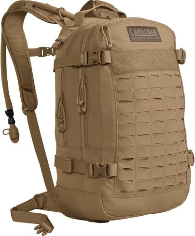 حزمة Camelbakhydration in Saudi Arabia