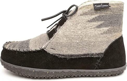 Minnetonka Women's Torrey, Chocolate Multi, 7 W in Saudi Arabia