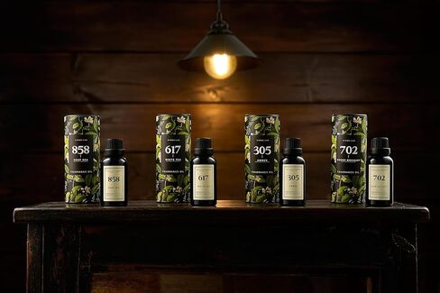 Christmas Tree Scent - Fraser Fir Fragrance Oil (1.0 oz/30 ml) | Premium Quality, Long-Lasting Scent | Authentic Fresh Pine Scent | Ideal for Diffusers | Perfect for Holiday Season | Made in USA in Kuwait