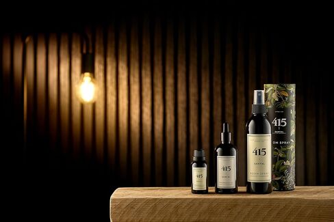 Christmas Tree Scent - Fraser Fir Fragrance Oil (1.0 oz/30 ml) | Premium Quality, Long-Lasting Scent | Authentic Fresh Pine Scent | Ideal for Diffusers | Perfect for Holiday Season | Made in USA in Kuwait