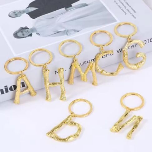 Keychain Alphabet Keyring Stainless Steel Letter Keychain Key Ring Birthday Key Chain for Men and Women Gold (Q) in Saudi Arabia