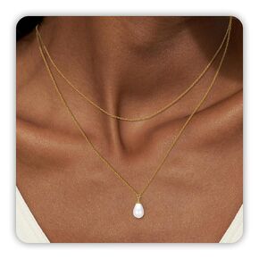 Daisy Necklace for Women Layered Pearl Necklace Set, Dainty 14k Gold Pearl Choker Flower Necklaces as Summer Flower Jewelry, Trendy Gold Necklace as Birthday Beach Gifts for Her