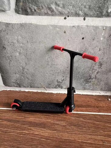 Metal Finger Scooter Alloy Pro Finger Stunt Scooter-Solid Metal fingerscooter in Saudi Arabia