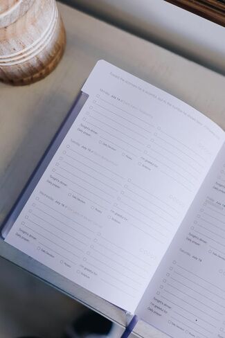Blessed is She Planner Catholic Planner 2025-8"x10" Big Spiral Bound Catholic Liturgical Planner 2025, Daily Organizer Planner, 2025 Christian Planner for Women, Christian Student Planner in Saudi Arabia