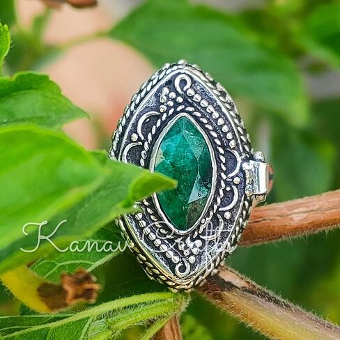 حلقة السم القديمة | الزمرد ، حلقة السم | مقصورة سرية | Boho Hippie | 925 Sterling Silver Plated | هدية عيد الهالوين ، حلقة حبوب منع الحمل ، هدايا عيد الأم (8.5) in Saudi Arabia