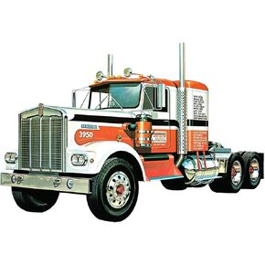 AMT Kenworth W925 Conventional 1:25 Scale Model Kit