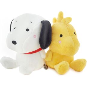 Hallmark Peanuts 2025 Graduation Gift Card Holder, 6" (Graduate Snoopy, Year-Dated) for High School, College, Kindergarten
