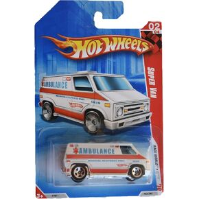 Hot Wheels 2010 Race World Super Van Ambulance 1:64 مقياس
