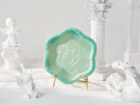 Ceramic Pet Bowl - Elegant Floral Design, Durable and Stylish Feeding Dish for Cats and Dogs (Green) in Saudi Arabia