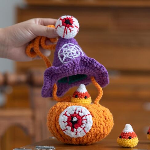 Finnacy Crochet Halloween Pumpkin Bag Kit for Beginners, 1 Pumpkin Bag Design, Learn to Crochet Set with Step-by-Step Video Tutorials Instructions, Yarn, Crochet Hook (Black) in Saudi Arabia