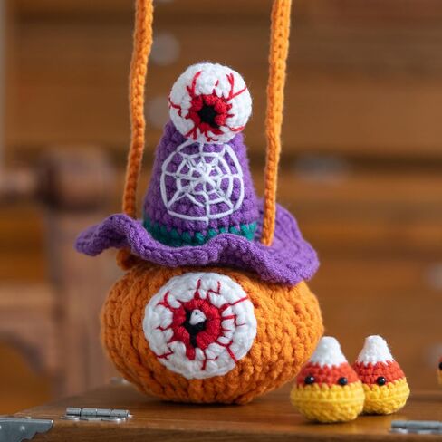Finnacy Crochet Halloween Pumpkin Bag Kit for Beginners, 1 Pumpkin Bag Design, Learn to Crochet Set with Step-by-Step Video Tutorials Instructions, Yarn, Crochet Hook (Black) in Saudi Arabia