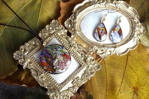 Nature's Multi Colour Dry Pressed Real Flower Round Handmade Pendant Necklace in Kuwait