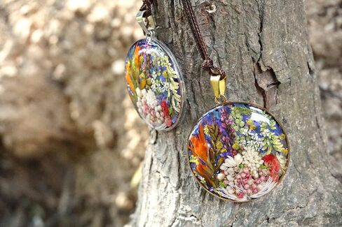 Nature's Multi Colour Dry Pressed Real Flower Round Handmade Pendant Necklace in Kuwait