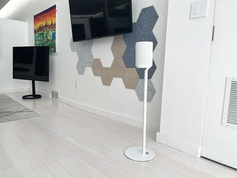 حامل أرضي ذو ارتفاع ثابت من ynVISION.DESIGN متوافق مع SONOS Era 100 وEra 300 - أبيض in Saudi Arabia