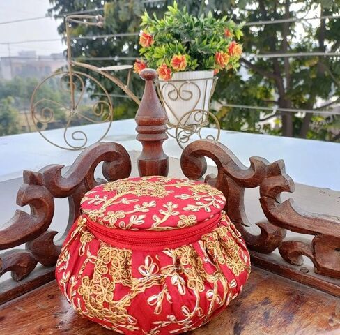 KUMKUM FASHIONS Golden Embroidery Jewelry Box,Wholesale Bangle Box, Indian Handmade Matki |Traditional Bangle box in matka shape (25) in Saudi Arabia