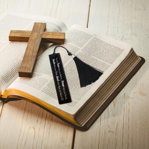 DYJYBMY I'm Not Addicted to Books I Can Quit As Soon As I Finish One More Chapter, Metal Bookmark, Engraved Bookmark, Teacher Gift, Book Club Gift for Women Men Book Lover Friends Librarian in Kuwait