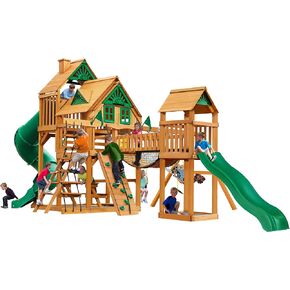 Gorilla Playsets 01-1037-AP Treasure Treases Treehouse Wood Swing مع شريحة أنبوب ، منطقة رمل مدمجة ، وجسر قعقعة ، العنبر