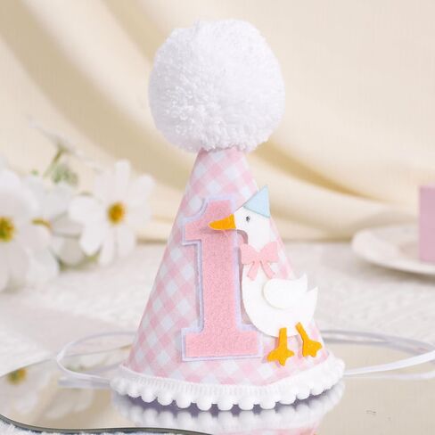 قبعة عيد ميلاد أوزة سخيفة - زخارف عيد ميلاد أوزة سخيفة ، قبعة حفلة عيد ميلاد الوردي الوردي الأول لها in Kuwait