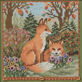 Mill Hill Fall Foxes Cross Cross Cross Kit 2025 Buttons & Beads Autumn MH142524 ، Multicolor ، 5.25 × 5.25 Int