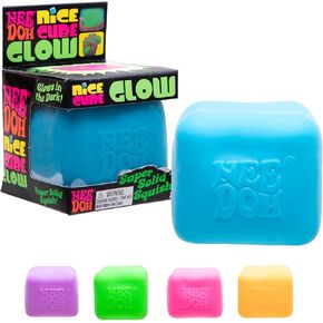 Schelling Needoh Nice Cube Glow - لعبة حسية مع سحق صلب فائق - يضيء في الظلام ويعود دائمًا إلى شكله المربع - الأعمار 3 وما فوق - قد يختلف اللون ؛ مكعب واحد لكل عبوة