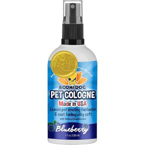 Bodhi Dog Natural Dog Cologne (Blueberry) - Premium Petorizing Pet Pert مع مكيف للكلاب والقطط - يحافظ على الحيوانات الأليفة طازجة ونظيفة - لطيفة وآمنة ، مصنوعة في الولايات المتحدة الأمريكية (4 أوقية)