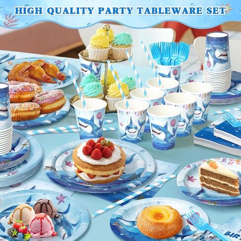 300 PCS لوحات الشاحنات ومجموعة أدوات المائدة المناديلة ، والألواح مناديات أكواب القش والشوكات ، وزينة عيد ميلاد الشاحنات ، وإمدادات الحفلات ، تخدم 50 ضيفًا in Kuwait