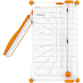 Fiskars Precision Paper Trimmer - سهل وآمن ودقيق للحرف والهدايا والبطاقات والمزيد - يقطع دائمًا بشكل مستقيم