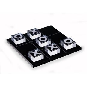 Bey-Berk Vince Acrylic Tic Tac Toe Game Set-تصميم حديث ، 8 "x8" ، قاعدة سوداء مع قطع تشغيل واضحة