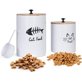 حاوية تخزين طعام DECO Cat محددة ، مجموعة حاويات كات من 2 مع أغطية معدنية ومغرفة طعام جاف ، علب علبة متينة مثالية لأمراض المطبخ ، الرف ، هدية رائعة لأصحاب الحيوانات الأليفة