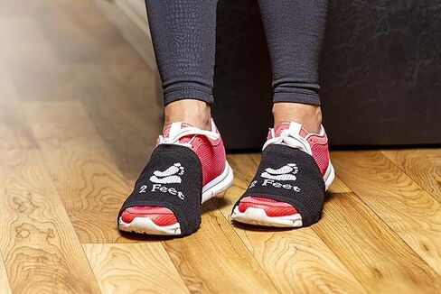 جوارب للرقص على الأرضيات الملساء، جوارب للرقص فوق الأحذية الرياضية، محاور ناعمة وتدور على الأرضيات الخشبية، عبوة من 4 أزواج (أسود) in Kuwait