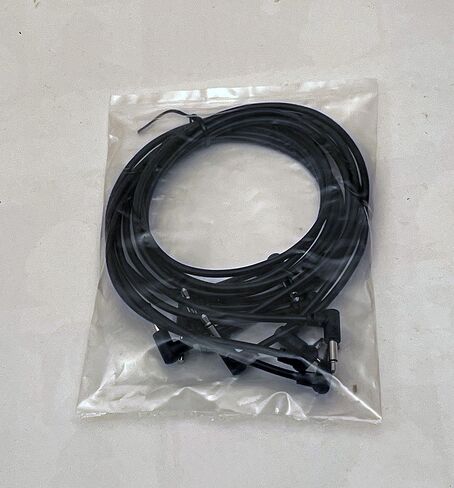 Luigis Modular M-PAR Right Angled Eurorack Patch Cables - Package of 5 Black Cables, 18" (45 cm) in Saudi Arabia