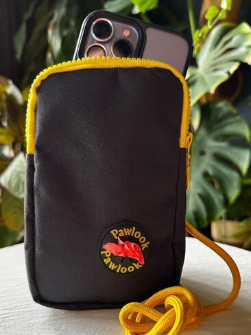 Pawlook Pawlook Free Dog Walking Pouch-Crossbody مقاوم للماء مع الهاتف وعلاج التخزين-موزع حقيبة أنبوب ، يتطابق in Saudi Arabia