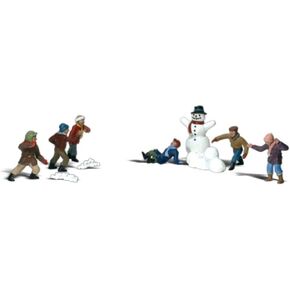 Snowball Fight Ho Scale Woodland Scenics