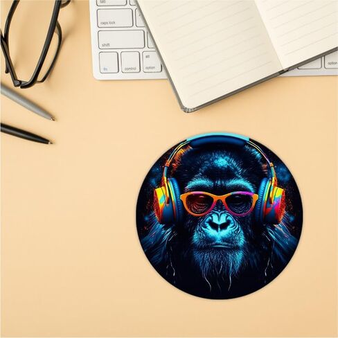 QUICQOD Giraffe Game Mouse Pad,Trendy Animal Neon Headphones Round Mouse Pad,Non-Slip Rubber Base Mousepads for Home Office Dorm Desk Decor,8.7 x 8.7 Inch in Kuwait