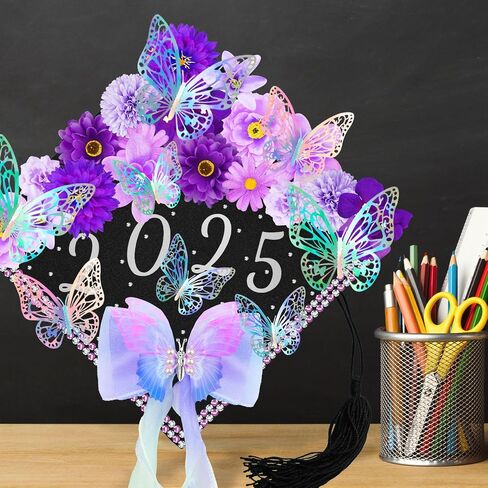 DIY تخرج التخرج الزخارف مجموعات الأرجواني فو زهرة الرؤوس 3D الفراشة القوس زخرفة لاصق الراين الراين اللامع تلصق رقم الحروف الأبجدية ل CAD CAP Topper التخرج حفلة DIY in Saudi Arabia