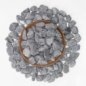 Natural Stone Gravel, 0.5-1 Inch, 5 lbs Ideal for Medium Aquariums, Indoor Planter Covers, and Garden Pathways. A Versatile Choice for Landscaping and Home Decoration