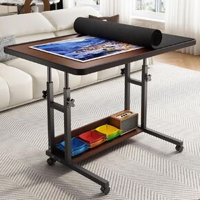 طاولة ألغاز قابلة للتعديل 1500 قطعة مع أرجل و 6 صواني وغطاء واقية ، 34.8 "× 26.7" لوحة ألغاز متداول مع رف وعجلات التخزين - طاولة ألغاز بانوراما ، وينتهي بالحبوب الخشبية - الجوز