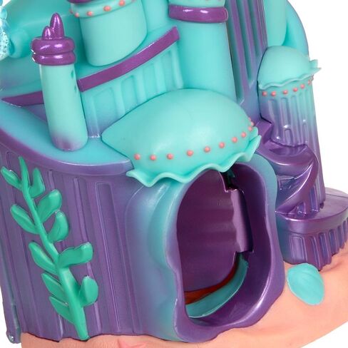 DISNEY STORE Official Frozen Castle Micro Play Set, Micro Toy Set Includes Elsa, Anna & Olaf Micro Figures, Travel Toy Portable Playset with Handle, Travel Toys with Surprise Reveals in Saudi Arabia